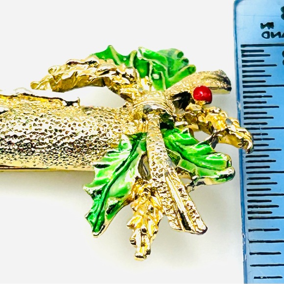 Vintage Retro signed Gerry's Christmas Candle Holiday Holly & Berries Brooch Pin - Picture 6 of 6